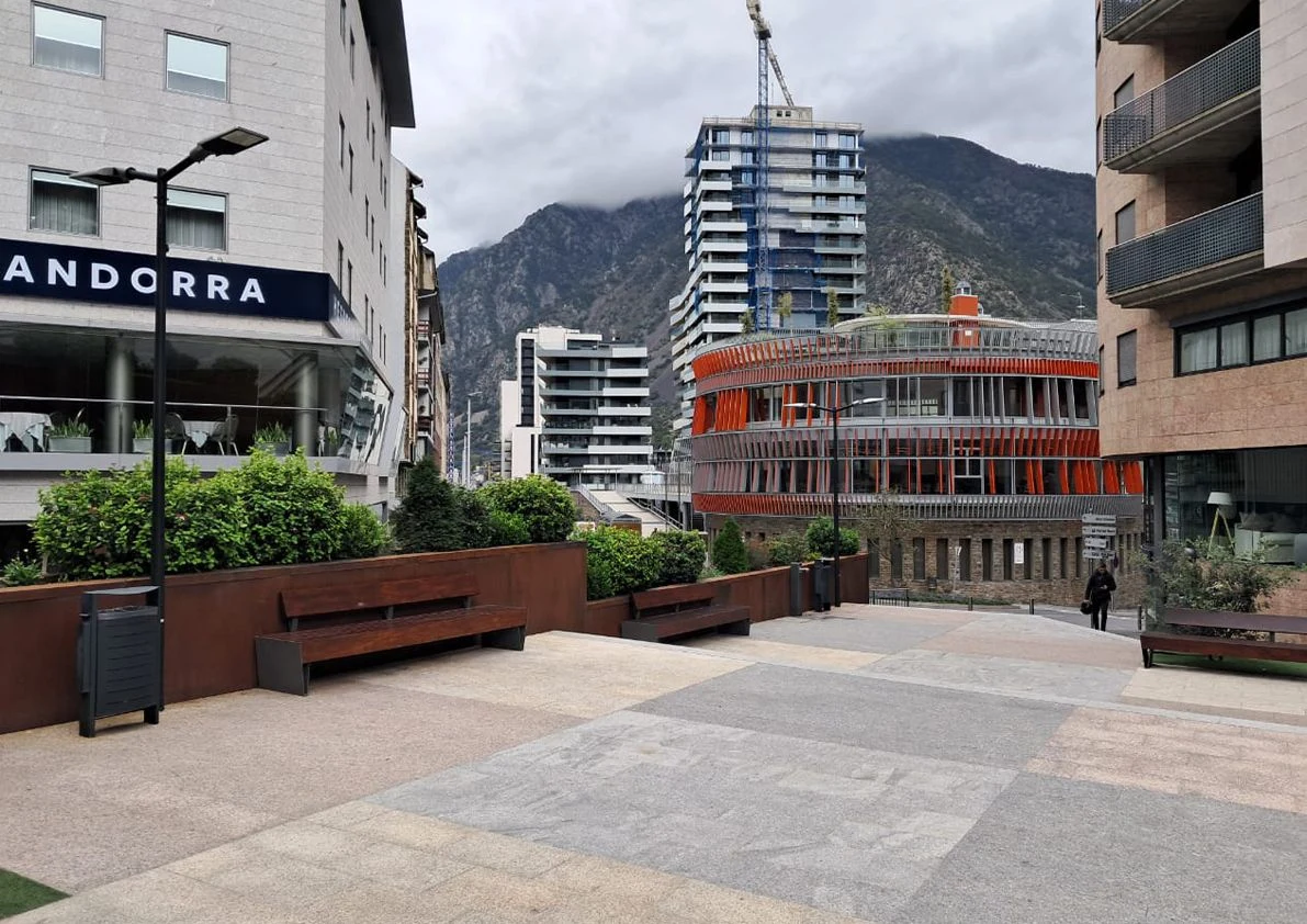 Traspàs de Bar-Restaurant en ple centre d'Escaldes-Engordany