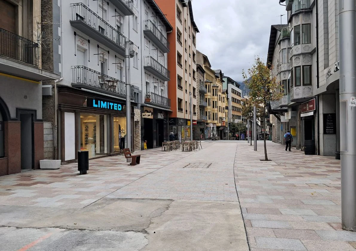 Traspàs de Bar-Restaurant en ple centre d'Escaldes-Engordany