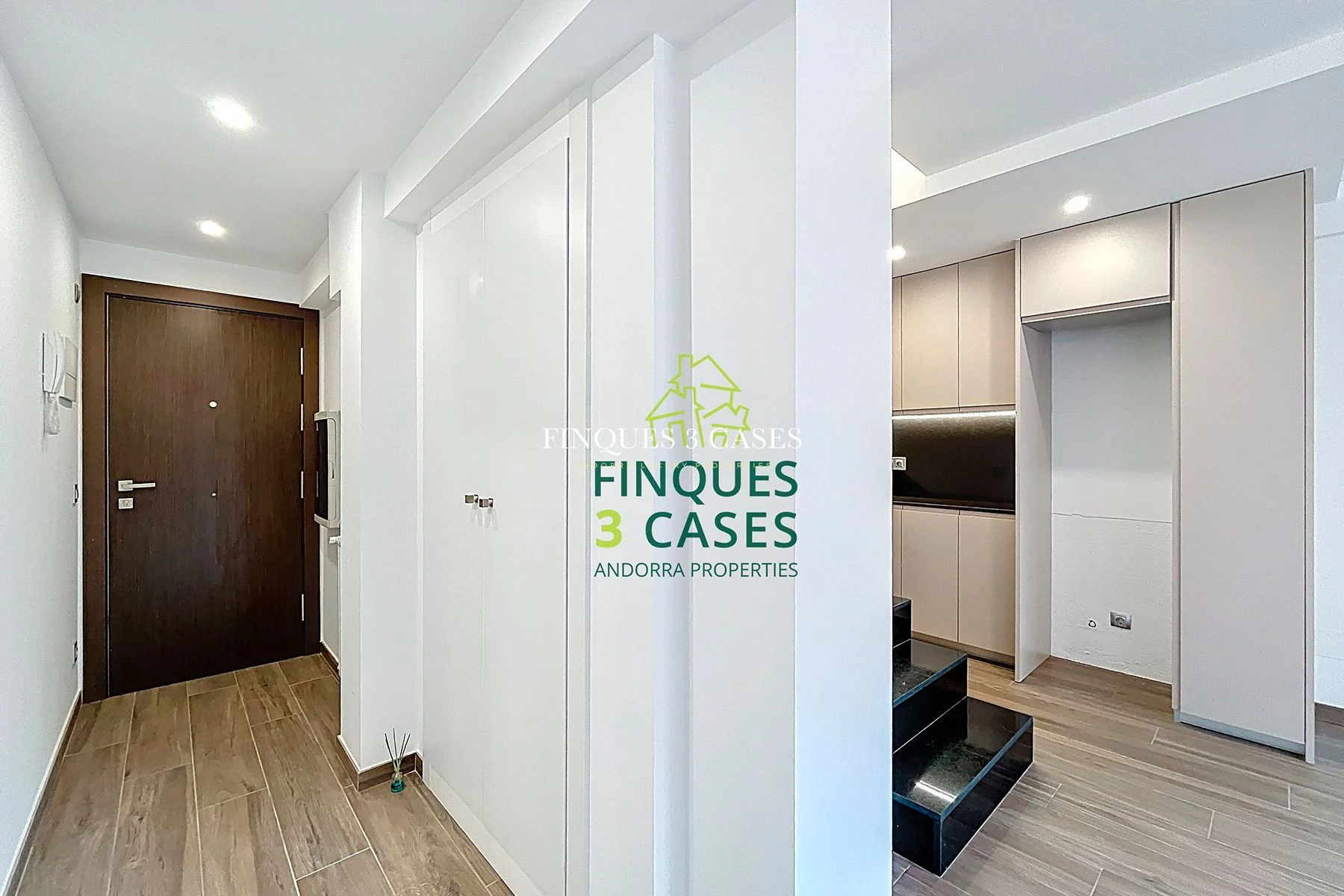 Dúplex con altillo recientemente reformado para comprar en el Centro de La Massana 38