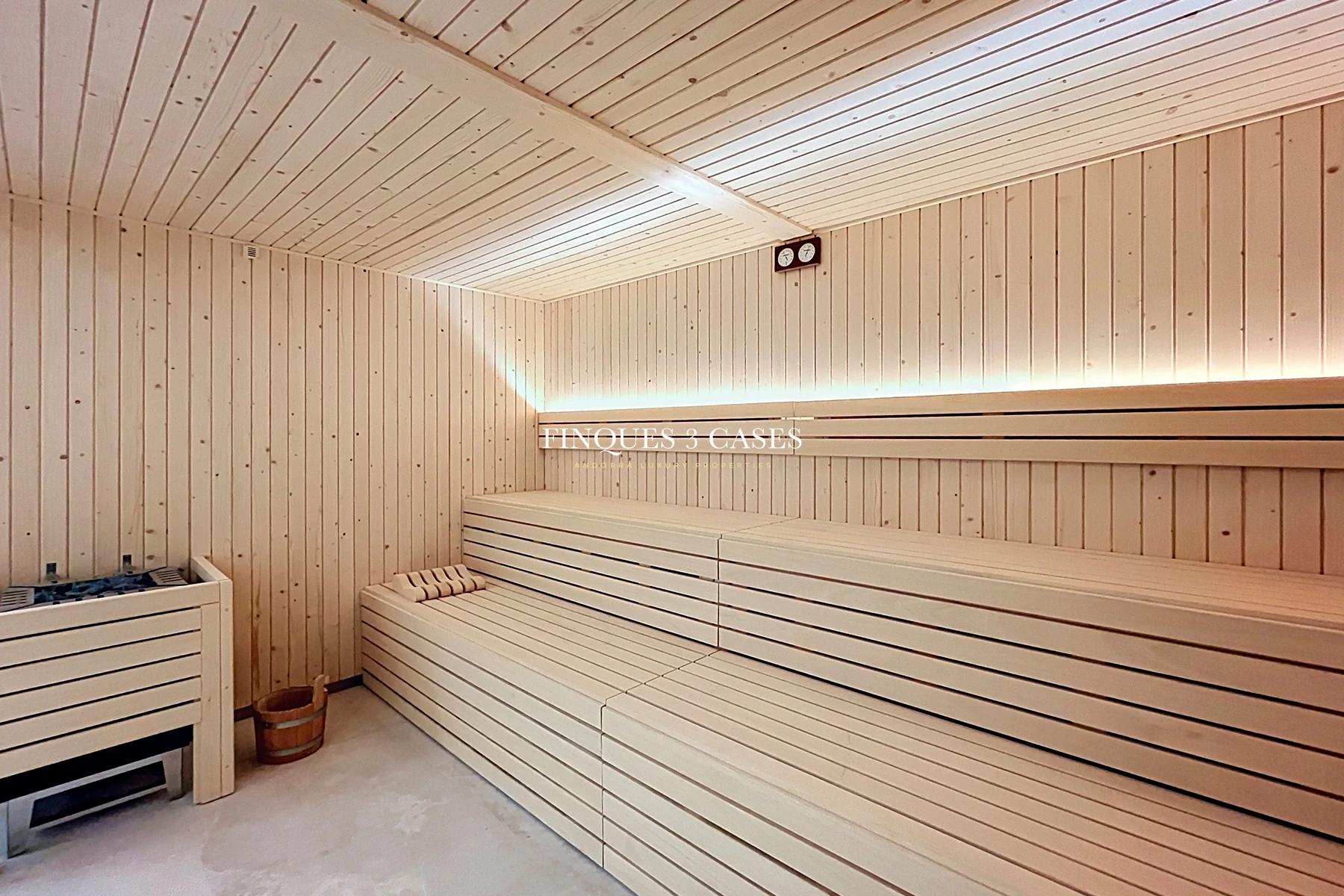 Piso de estilo único para comprar en Ordino 35