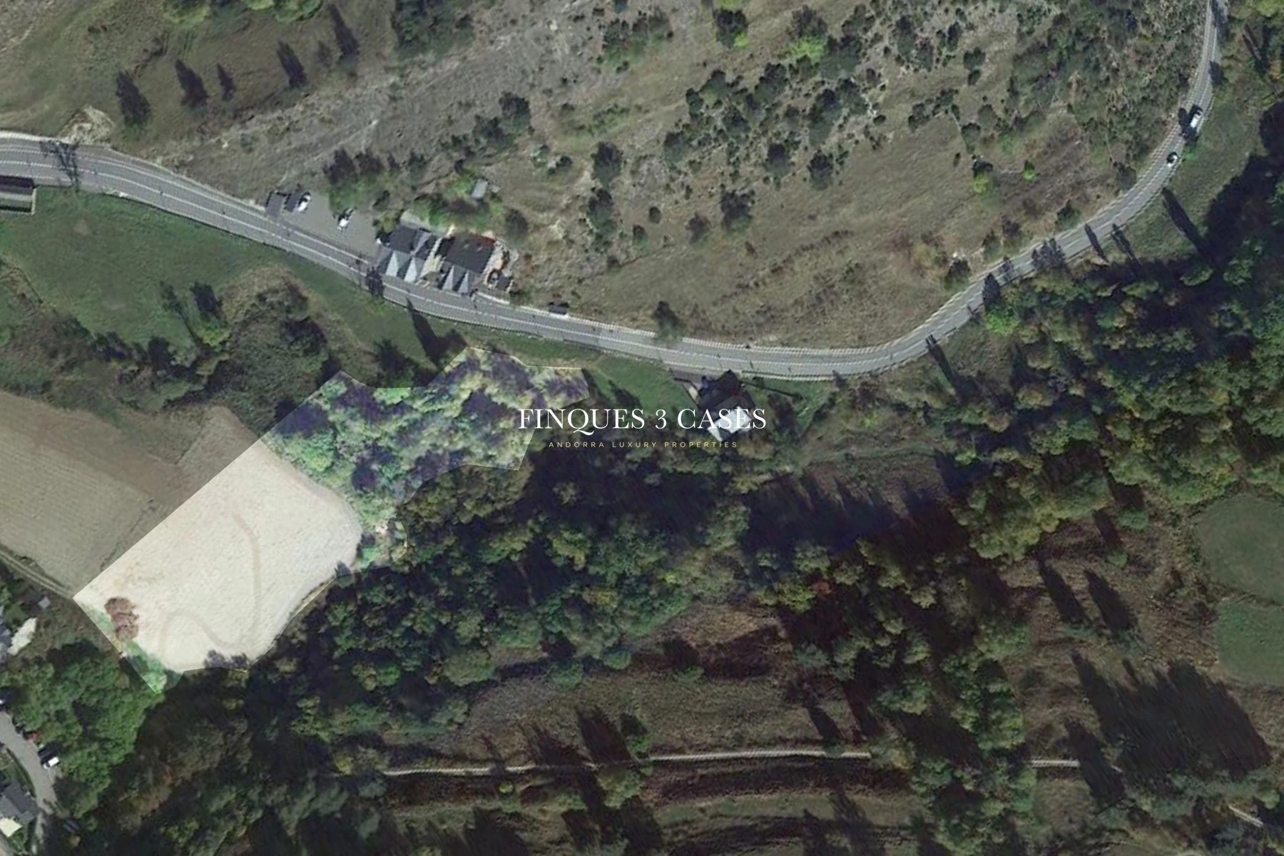 Terreno para comprar en el pueblo de Pal 3