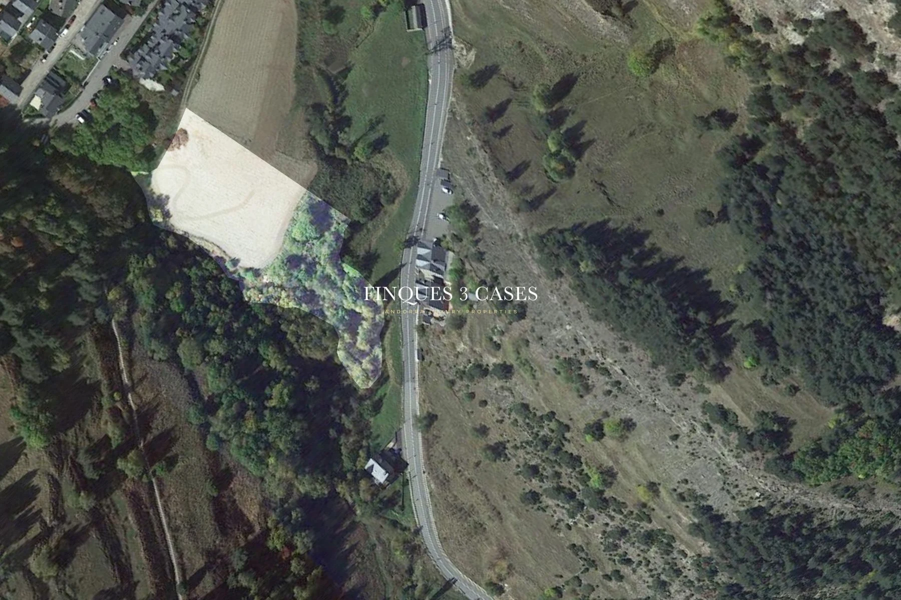 Terreno para comprar en el pueblo de Pal 2