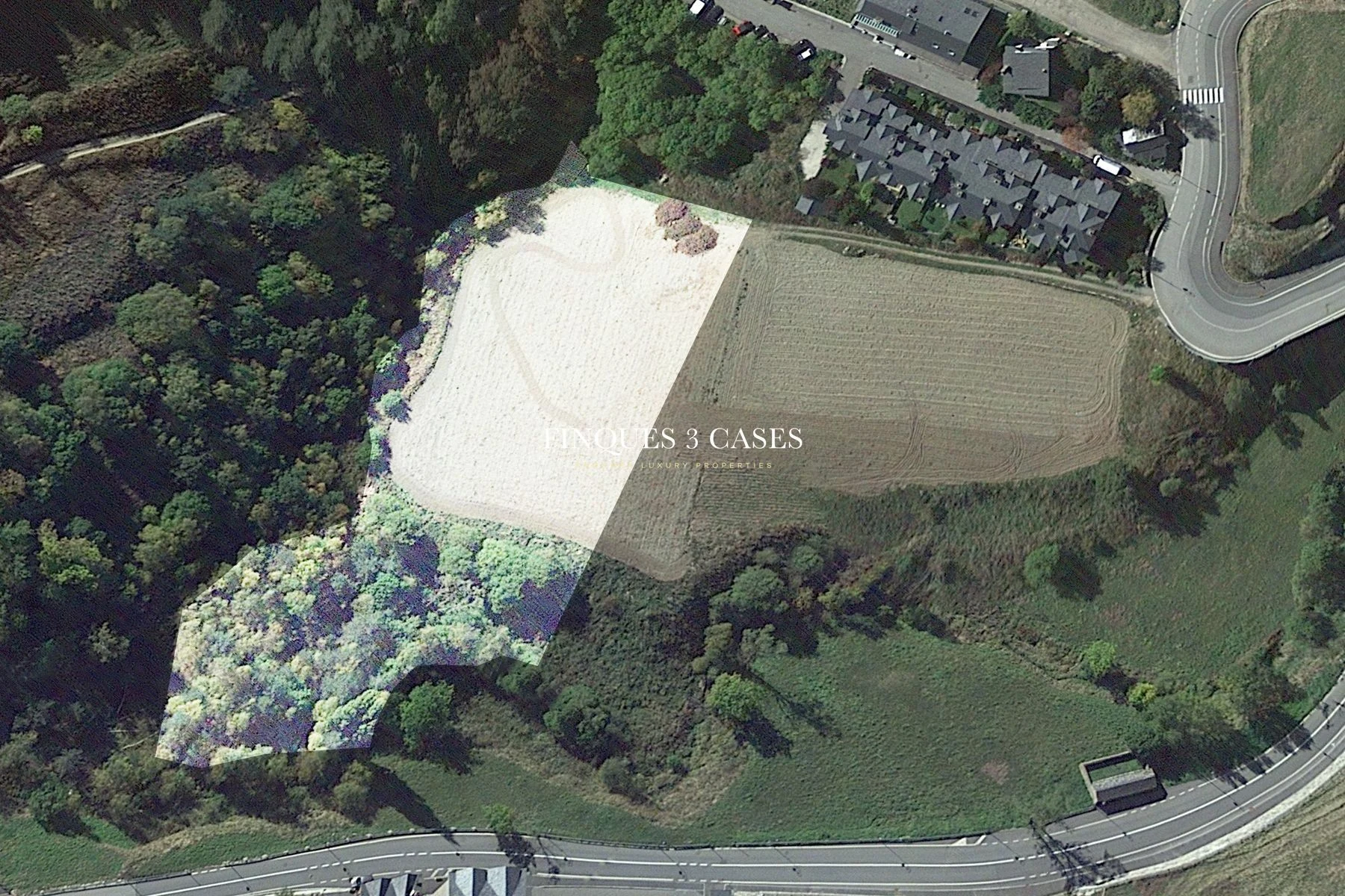 Terreno para comprar en el pueblo de Pal 4