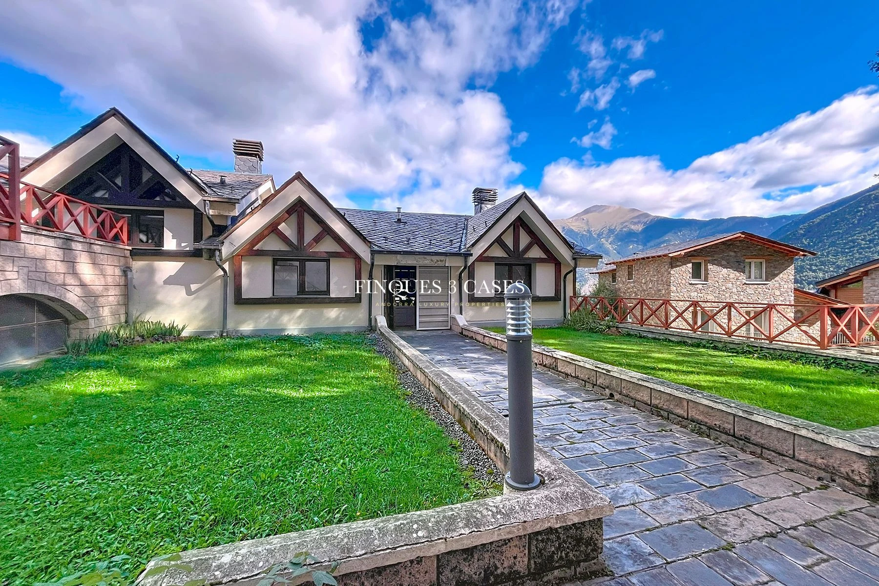 Chalet adosado para comprar en La Massana 13