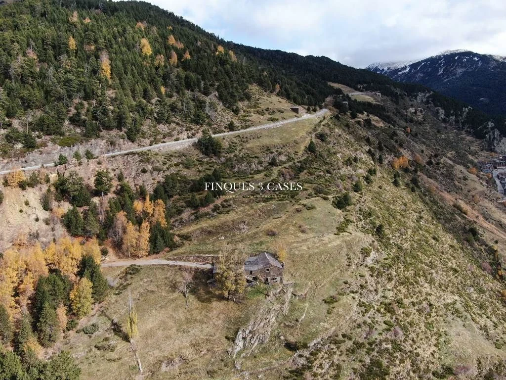 Urban land for sale in Ransol 11