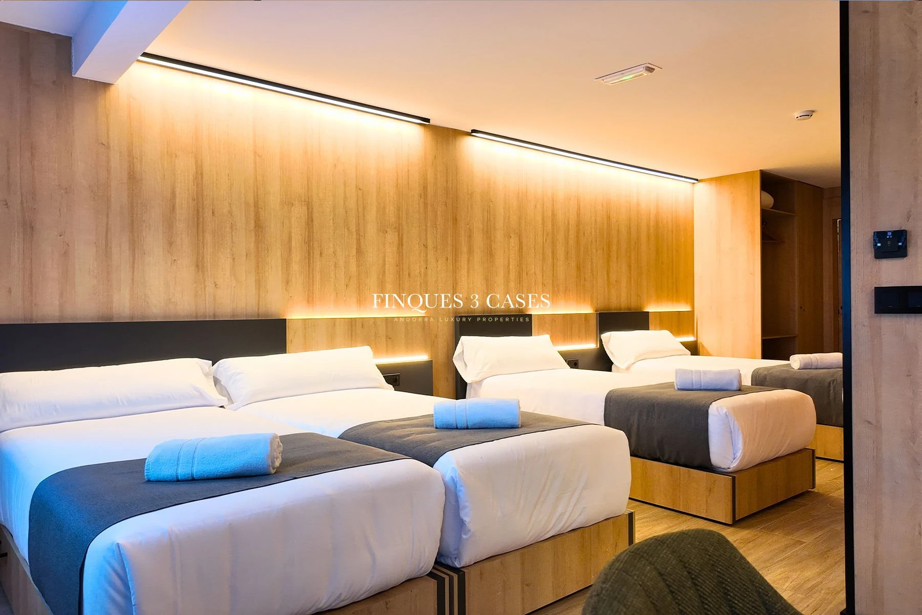 Hôtel exclusif entièrement rénové à vendre à Pas de la Casa 6