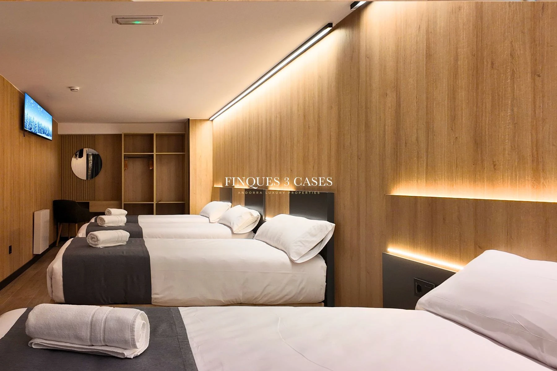 Hôtel exclusif entièrement rénové à vendre à Pas de la Casa 13