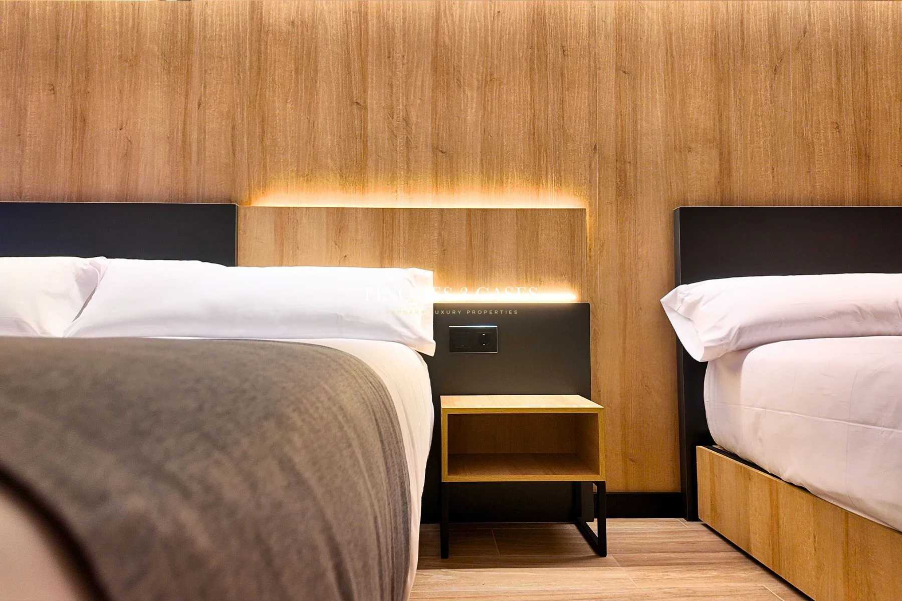 Hôtel exclusif entièrement rénové à vendre à Pas de la Casa 21