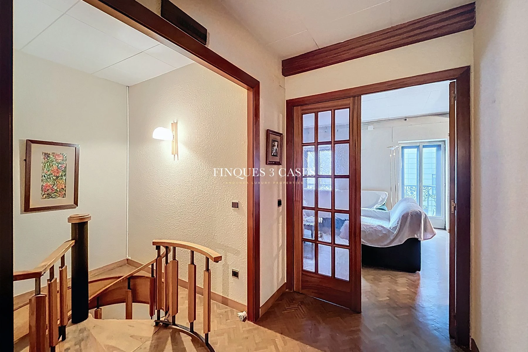 Edificio singular en venta en el centro de Sant Julià de Lòria 26