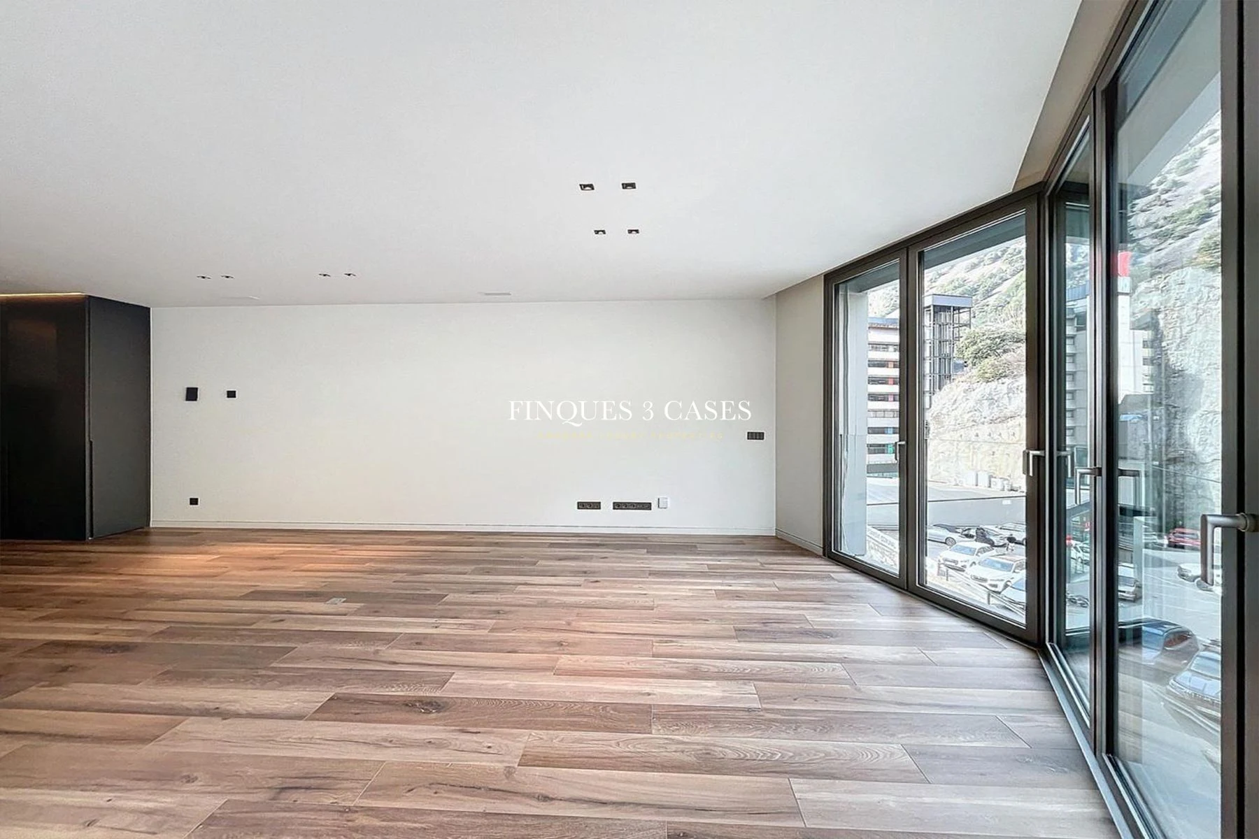 Exclusivo piso para comprar en el centro de Andorra la Vella 5
