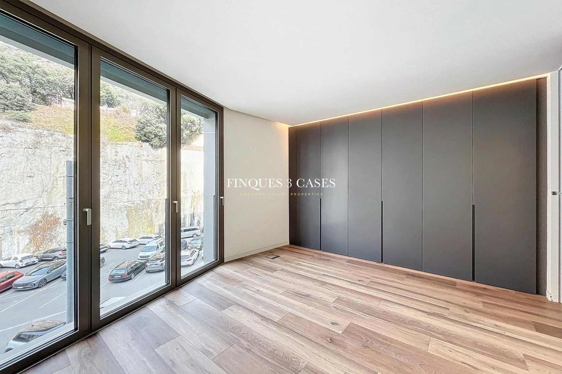 Exclusivo piso para comprar en el centro de Andorra la Vella 13