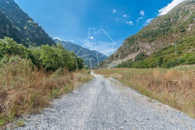 Terreny urbanitzable per comprar a Encamp