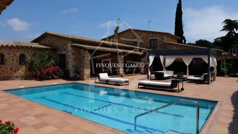 Chalet à acheter à la Costa Brava, Girona