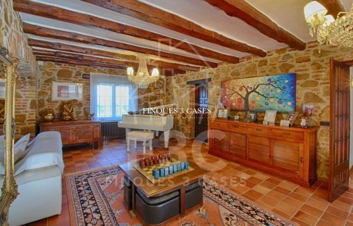 Chalet à acheter à la Costa Brava, Girona 4