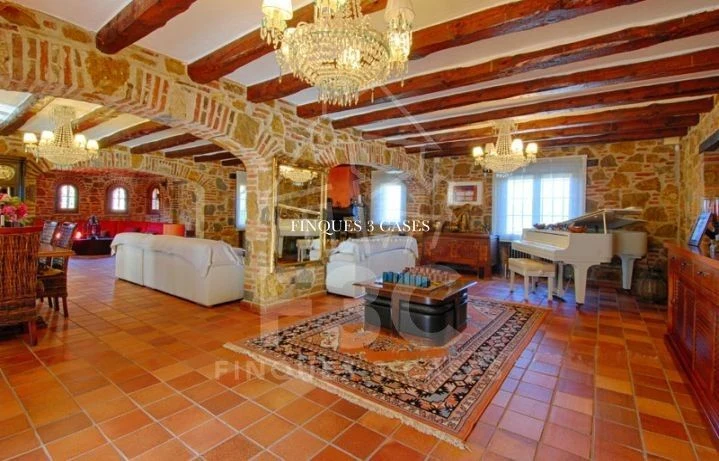 Chalet à acheter à la Costa Brava, Girona 5