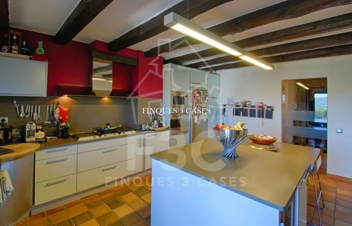 Chalet à acheter à la Costa Brava, Girona 9