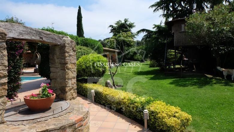 Chalet à acheter à la Costa Brava, Girona 17