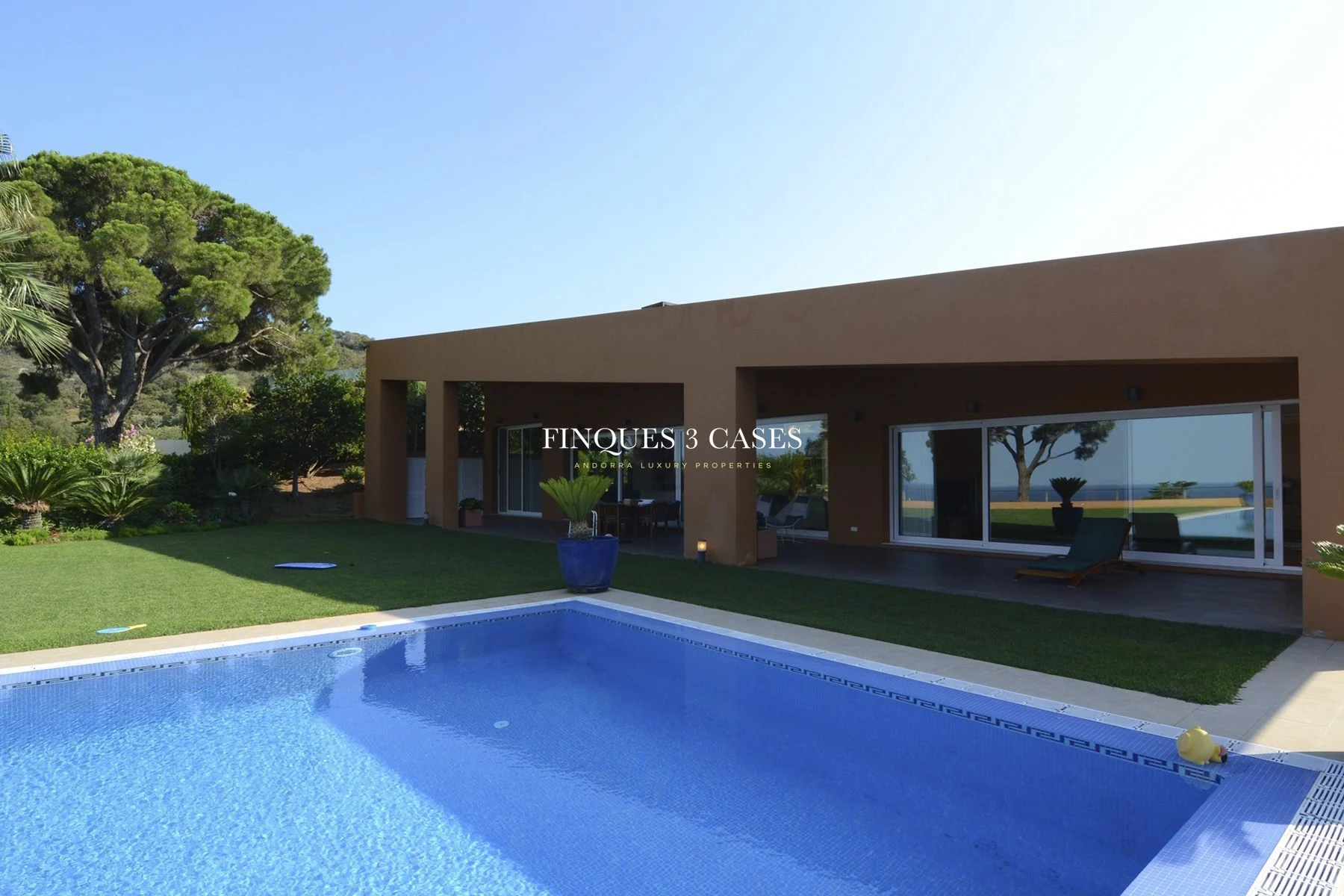 Maison exclusive avec terrain à acheter à Begur 25