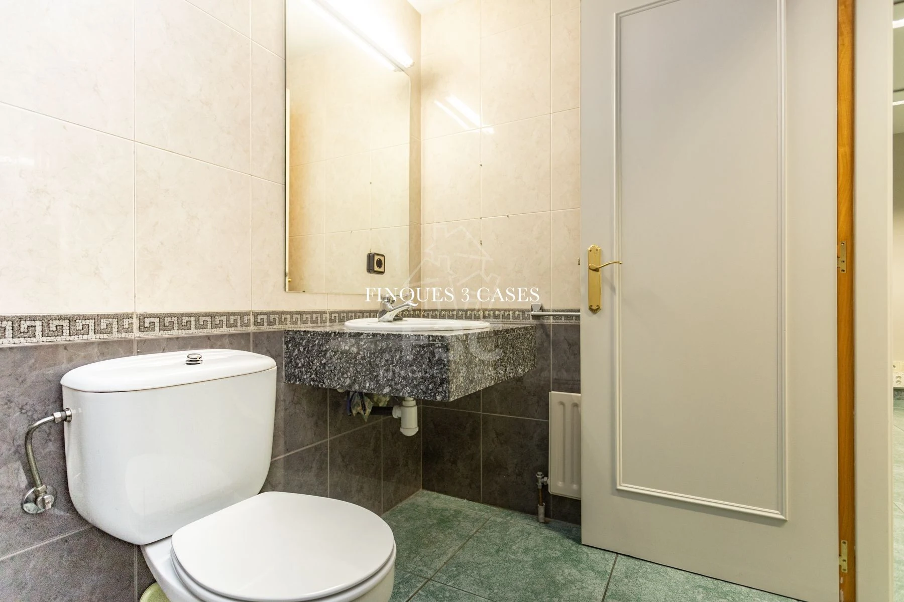 Bureau de prestige à acheter à Andorra la Vella 18