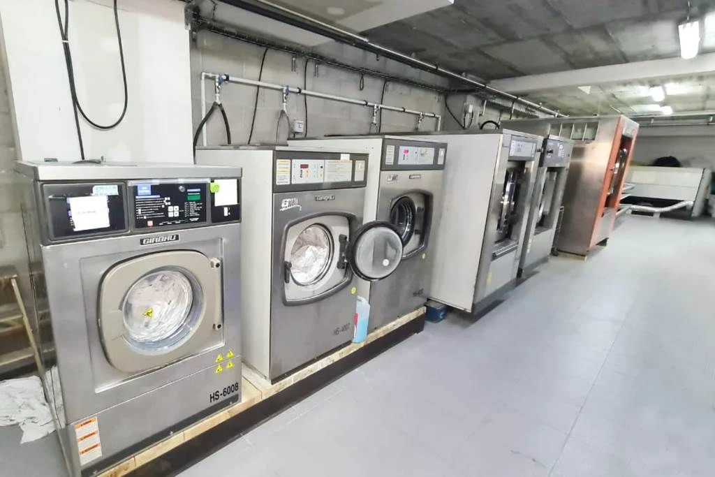 Bugaderia industrial per traspassar a Incles
