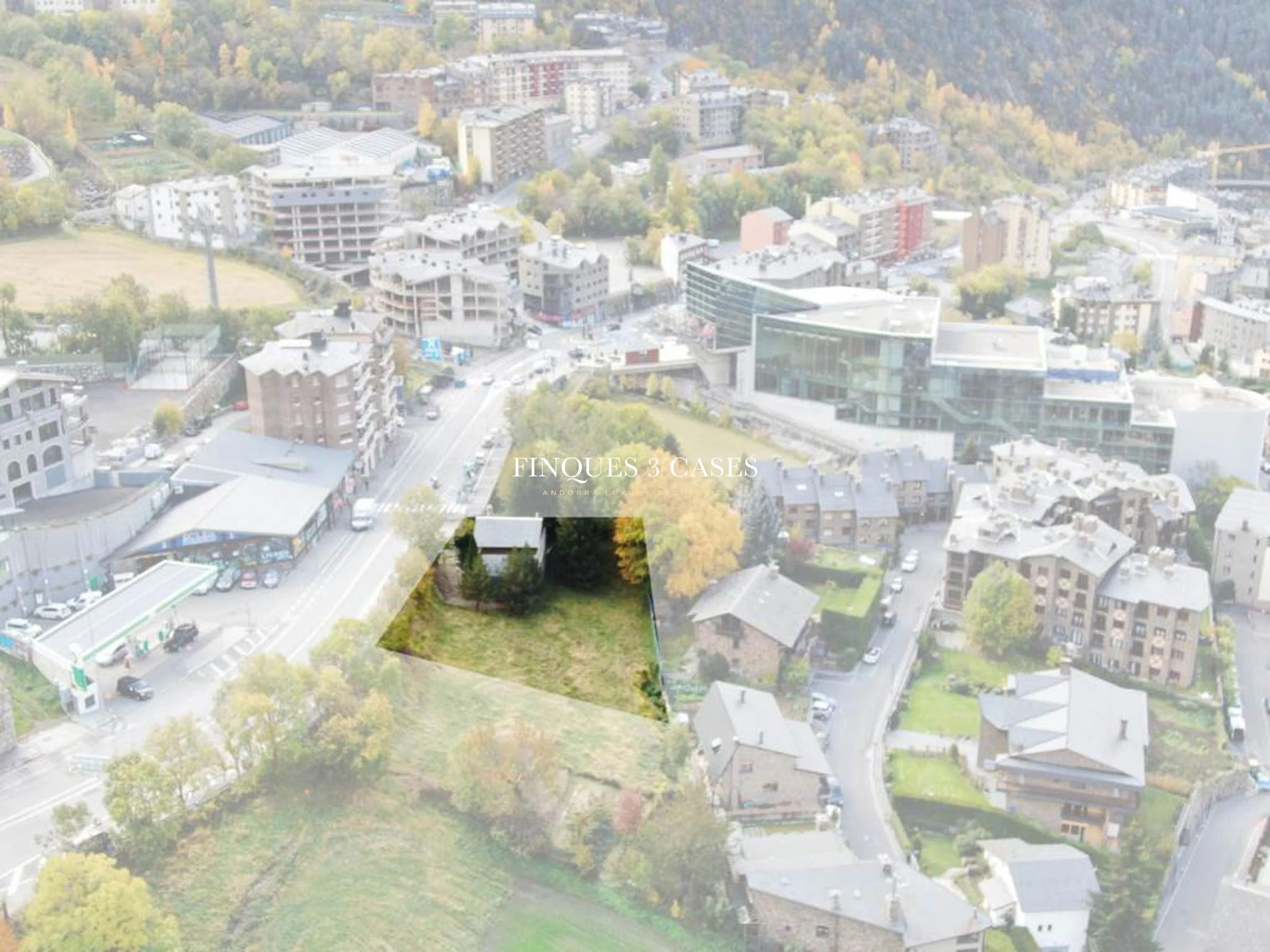 Plot with Chalet for sale in Encamp 9