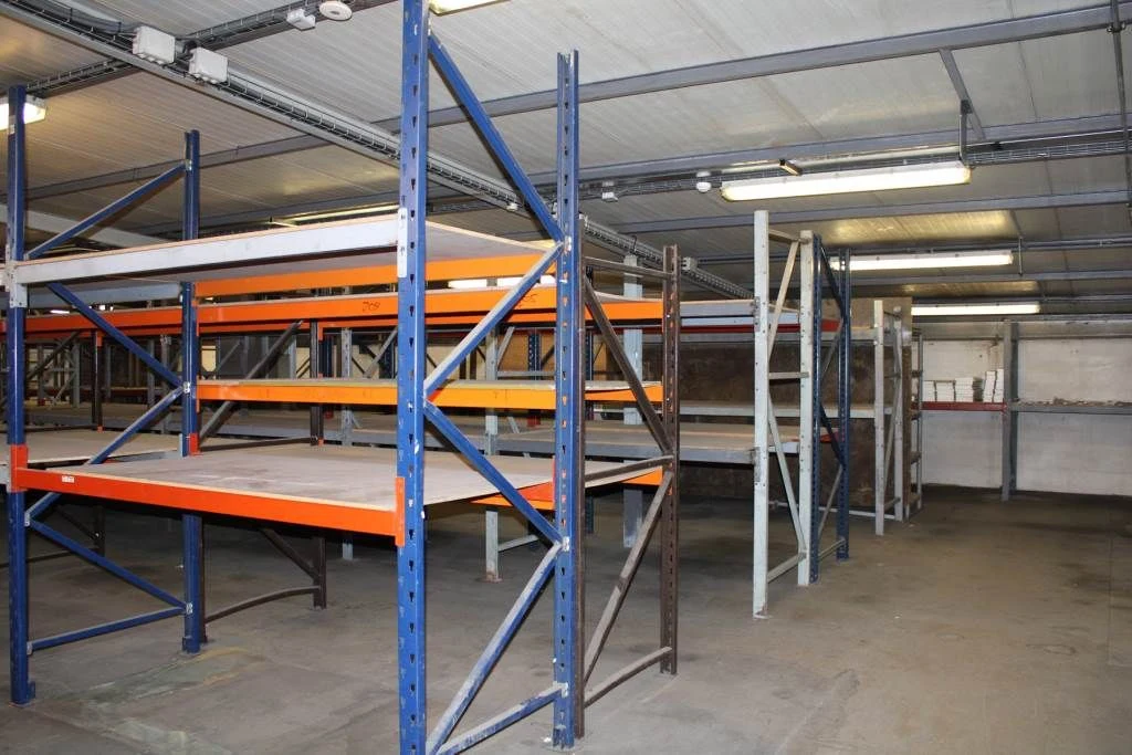Nau amb parcel.la per comprar a Andorra la Vella