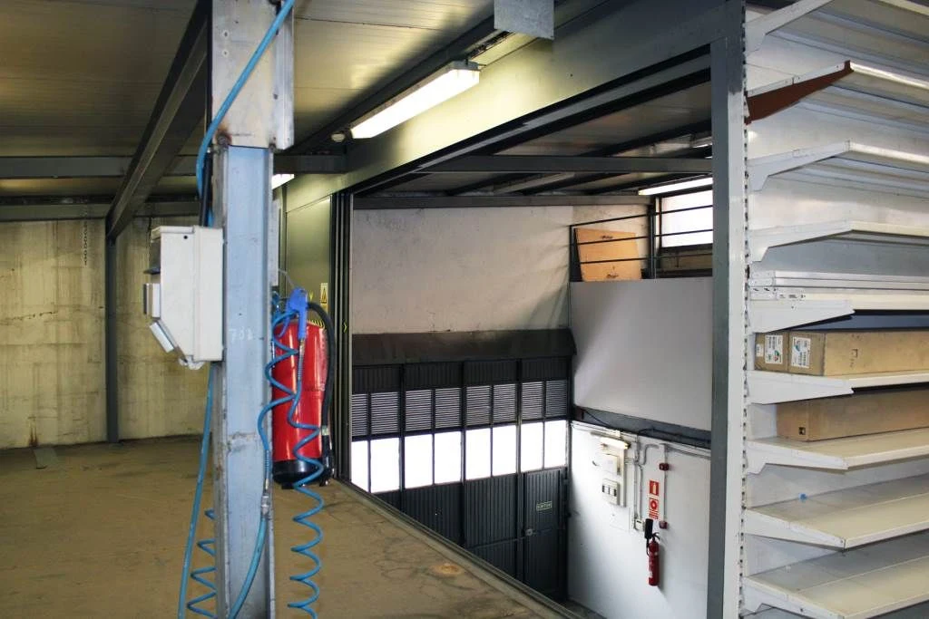 Nau amb parcel.la per comprar a Andorra la Vella