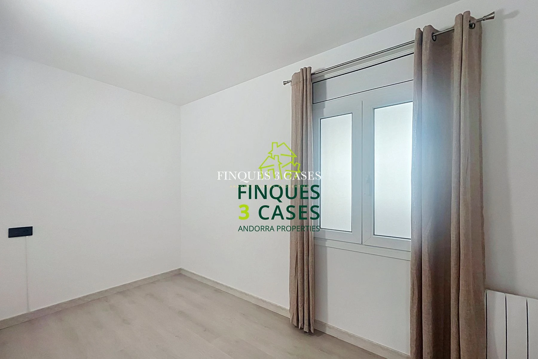 Piso reformado en venta en Arinsal - ¡Ideal para inversores! 20