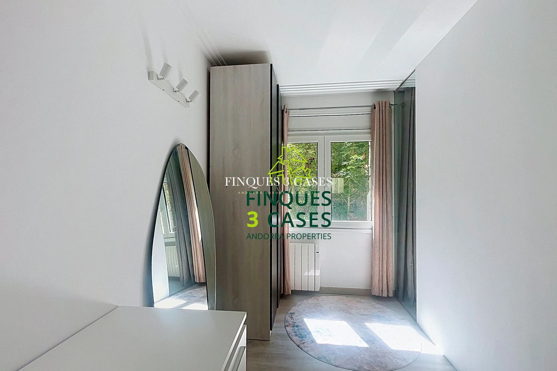 Piso reformado en venta en Arinsal - ¡Ideal para inversores! 25