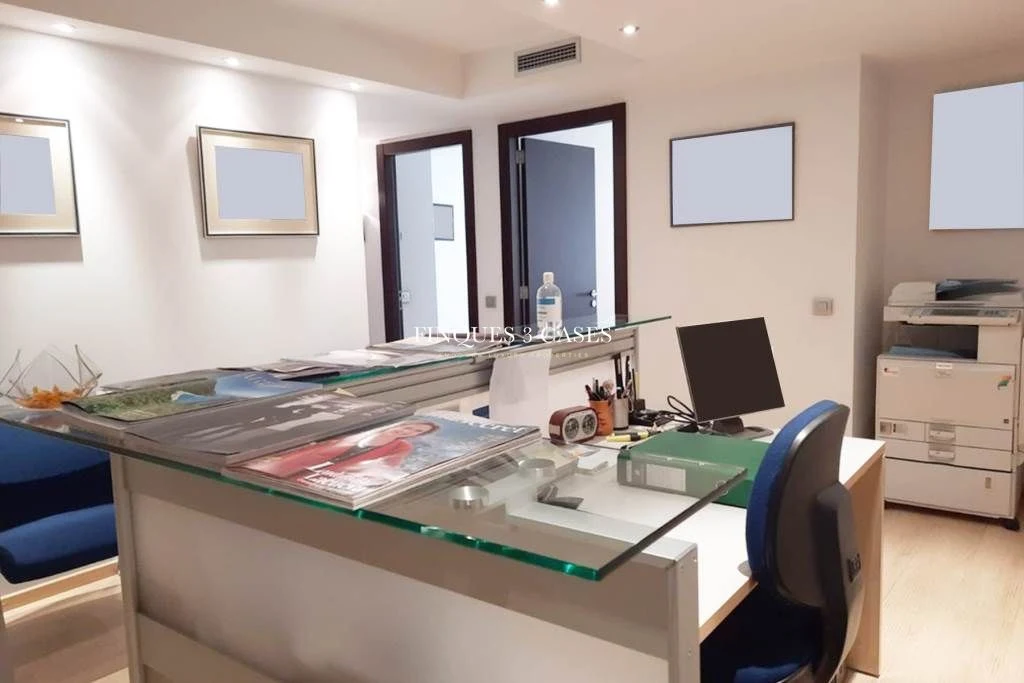 Bureau central à louer à Andorre-la-Vieille 2