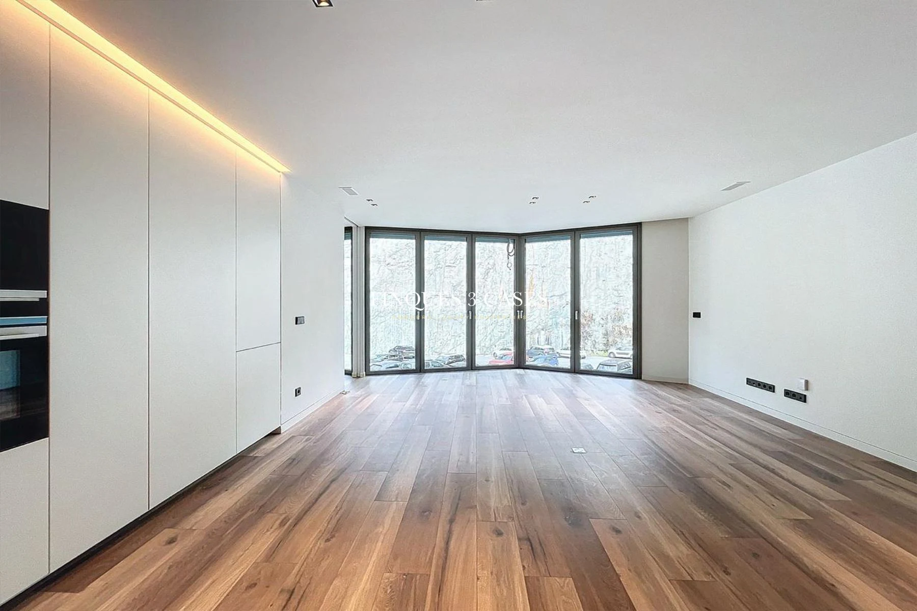 Exclusivo piso para comprar en el centro de Andorra la Vella 3
