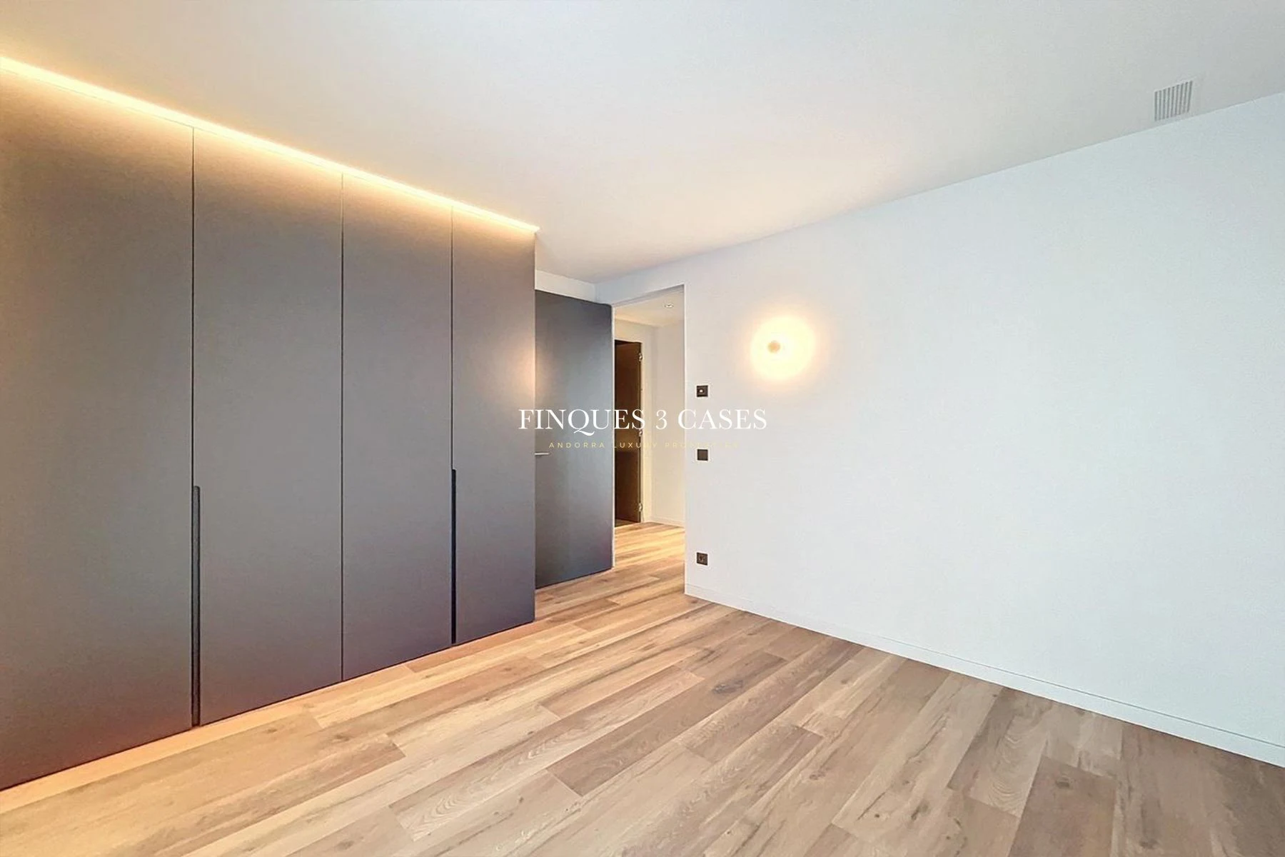 Exclusivo piso para comprar en el centro de Andorra la Vella 15