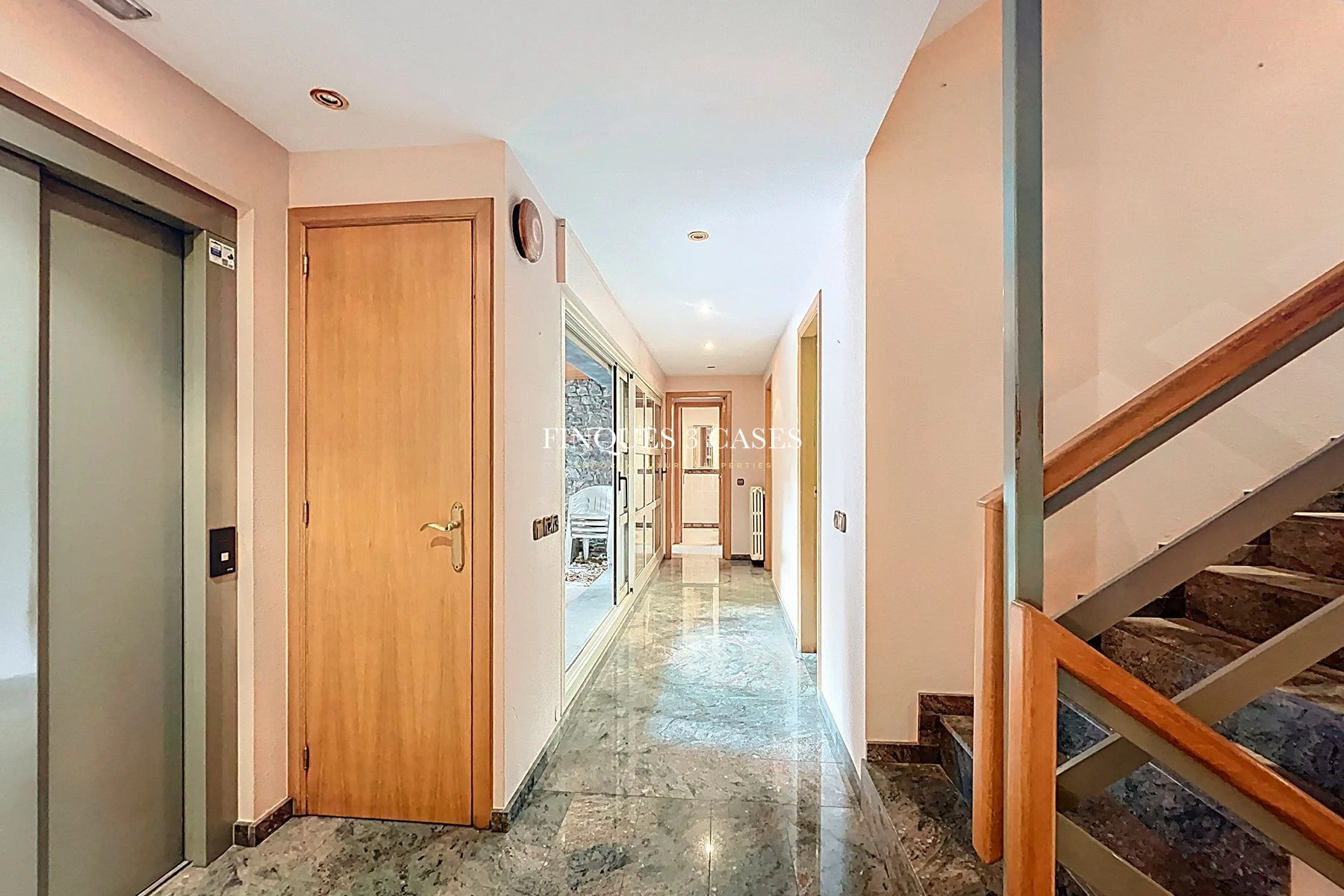 Large and Exclusive Chalet for Sale in Escaldes 13