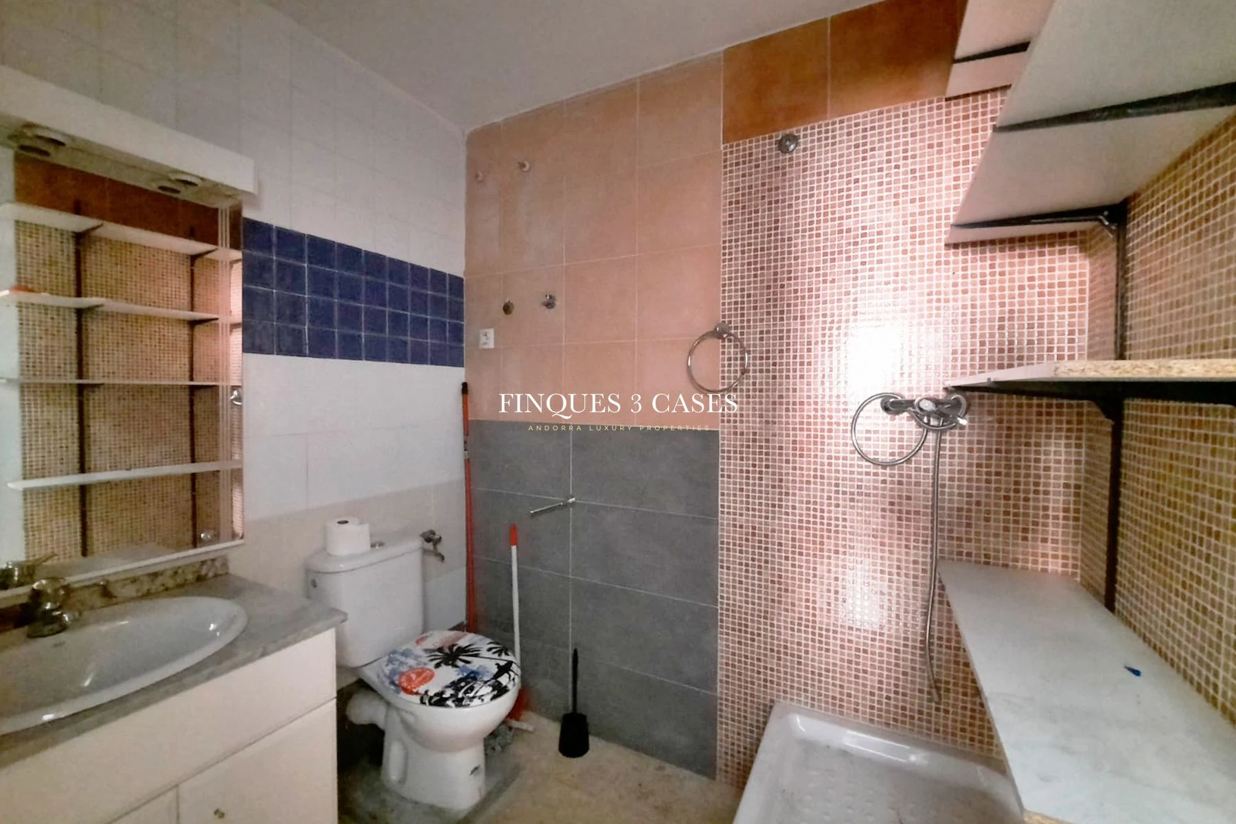Commercial premises to buy in Sant Julià 6