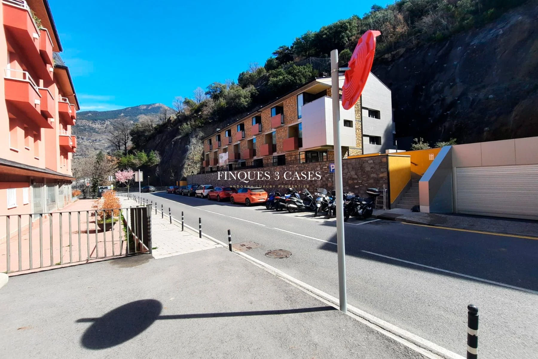 Commercial premises to buy in Sant Julià 10