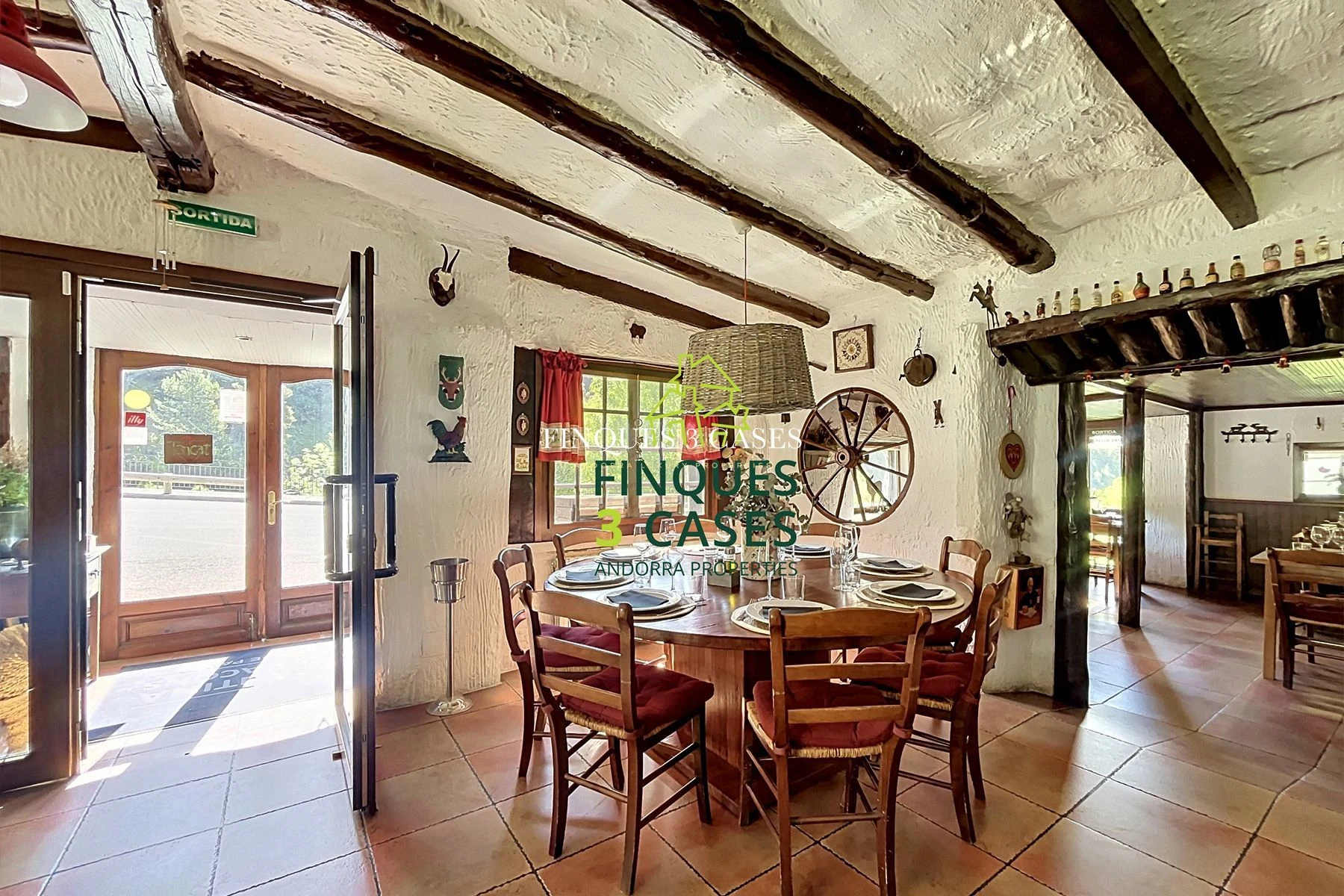 Restaurant business transfer in Canillo 2