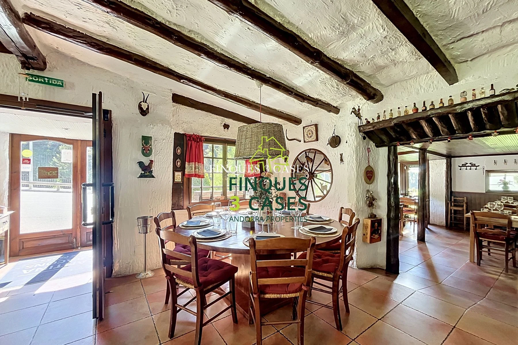 Restaurant business transfer in Canillo 7