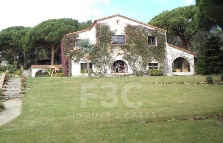 CountryHouse for sale in Cabrera de Mar 3