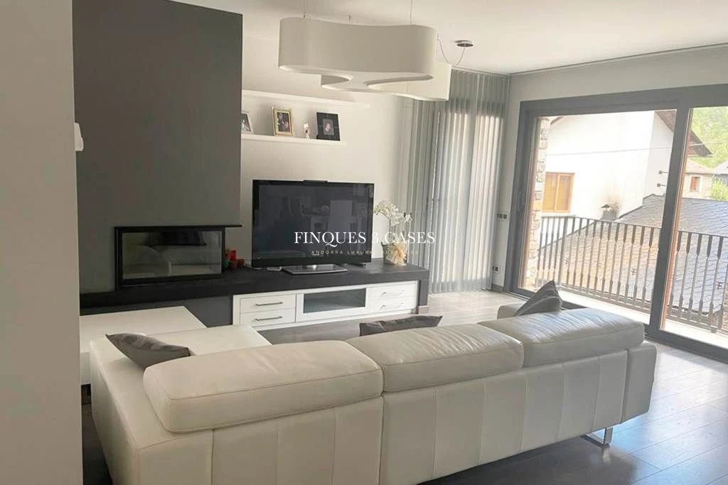 Villa de village captivante et moderne à la montagne à Ainet de Cardós, Lleida 3