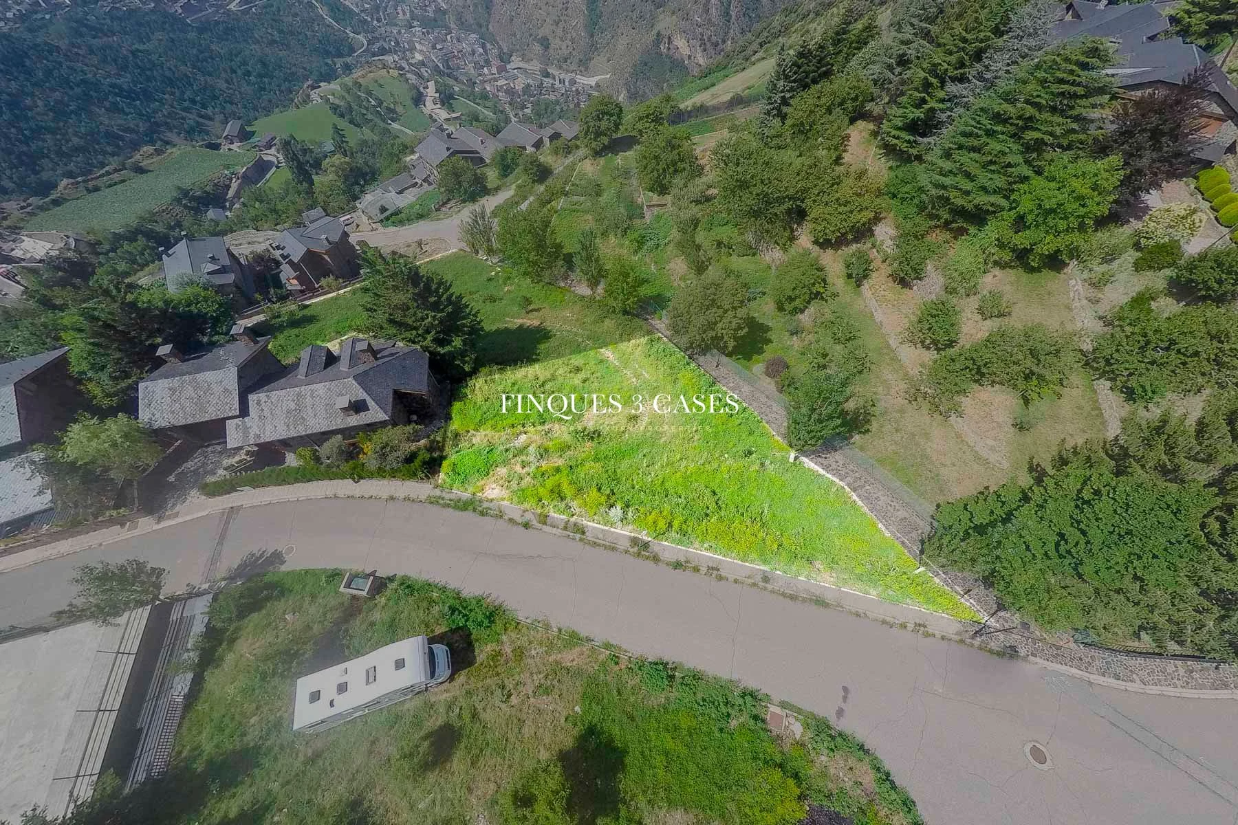 Exceptional Plot for Sale in Certers 3