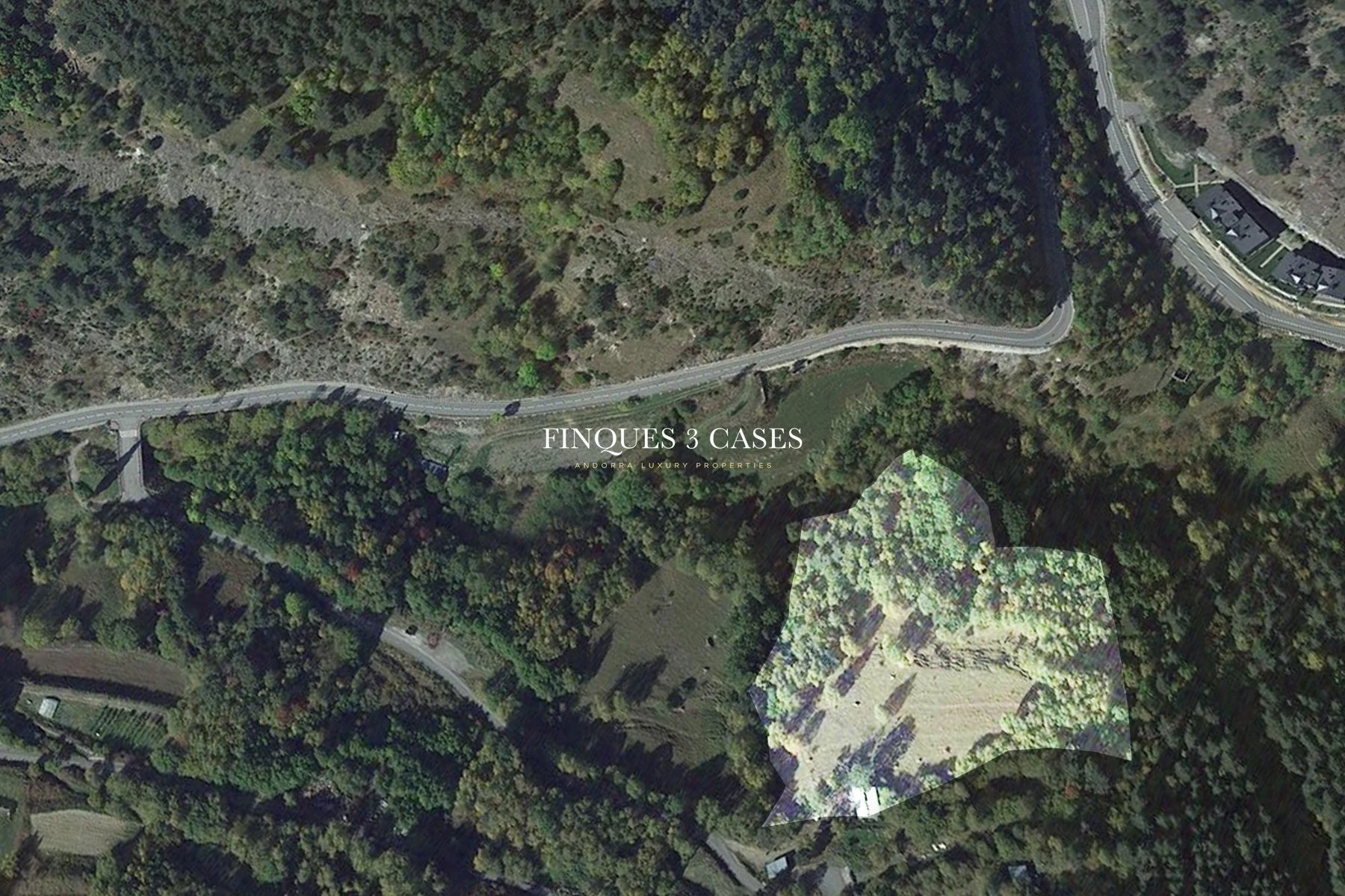 Terreno con borda construida para comprar en Pal 8