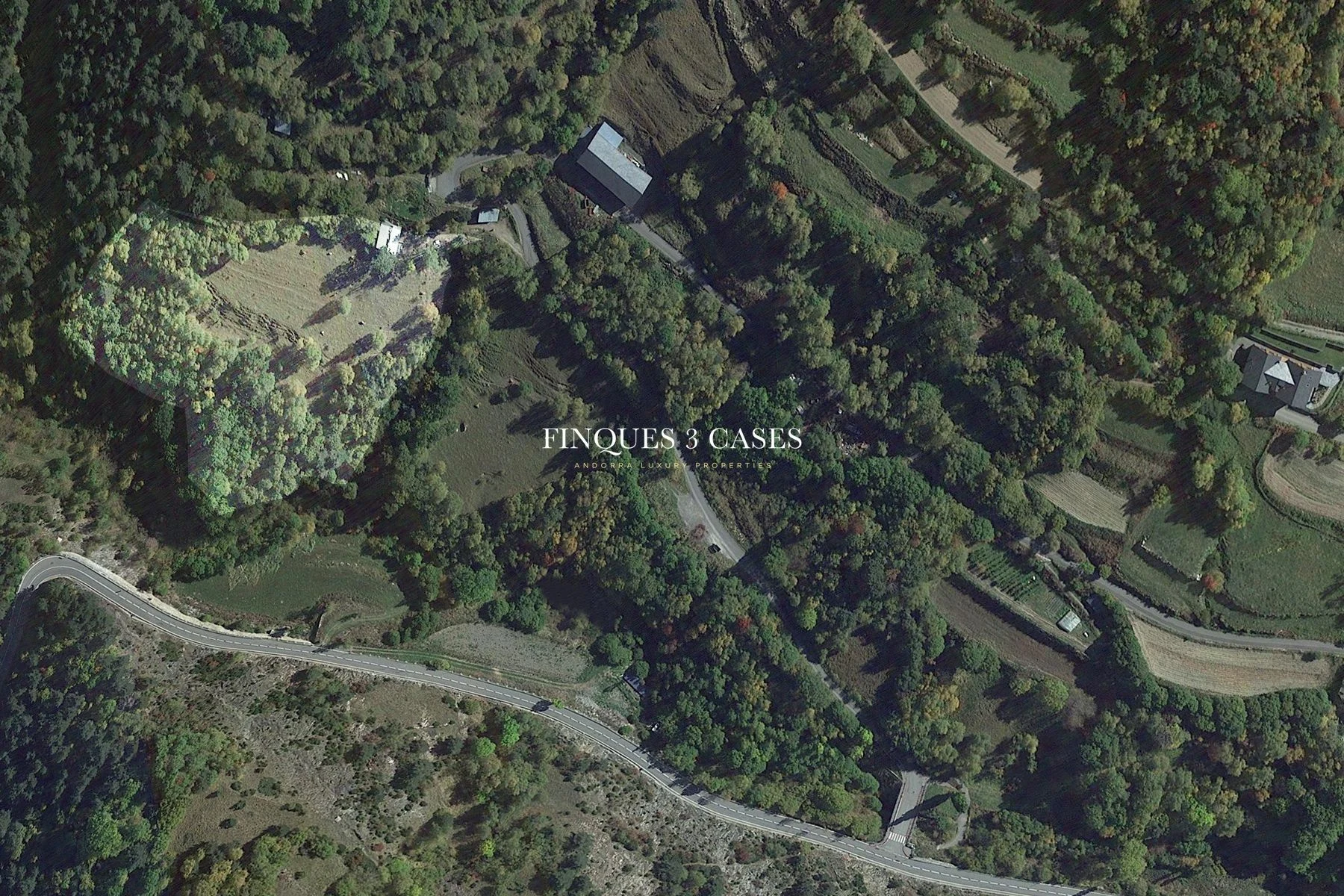 Terreno con borda construida para comprar en Pal 9