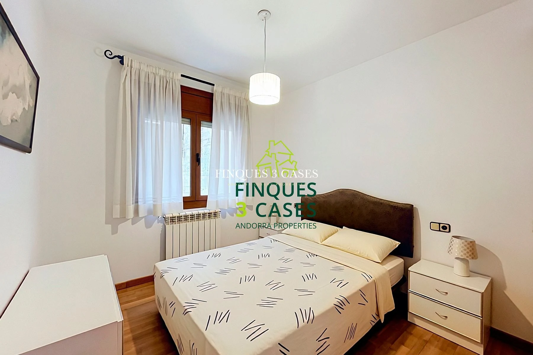 Central Apartment for Sale in Encamp 17