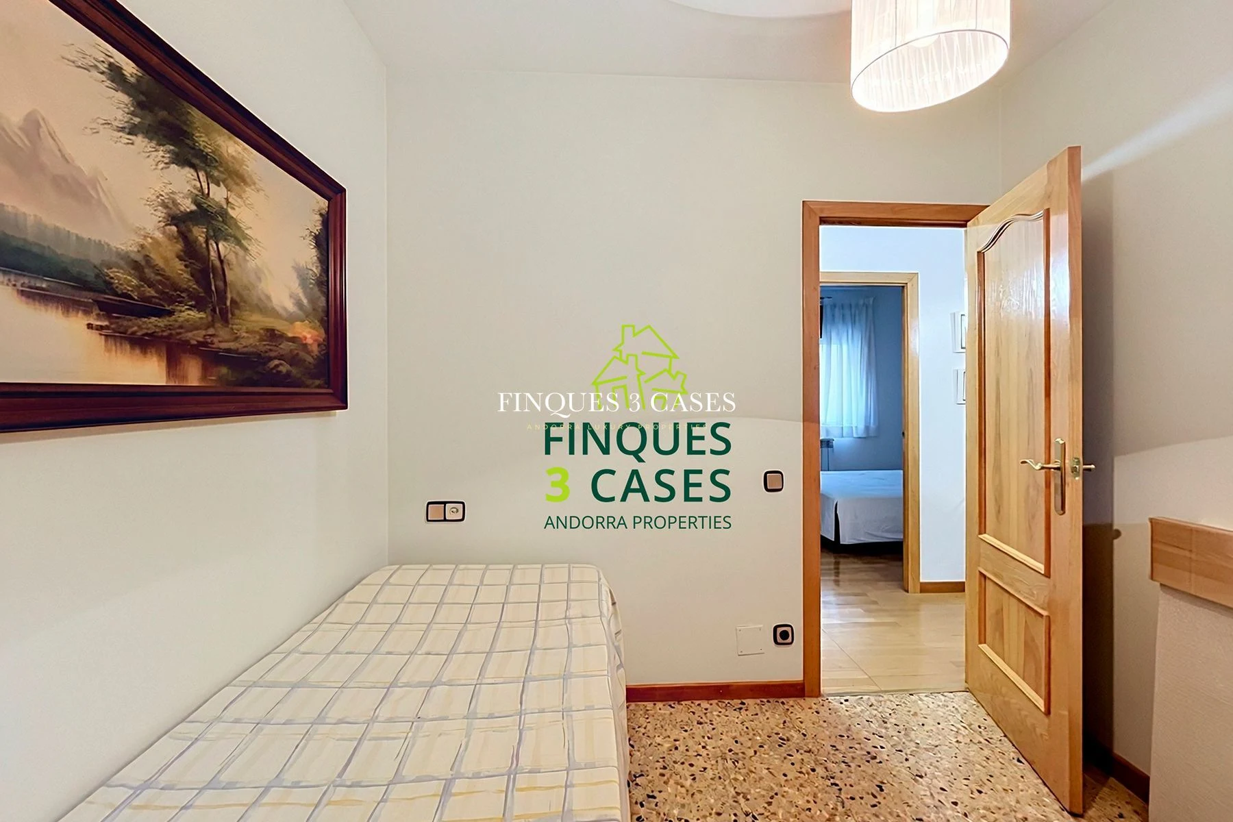 Central Apartment for Sale in Encamp 21