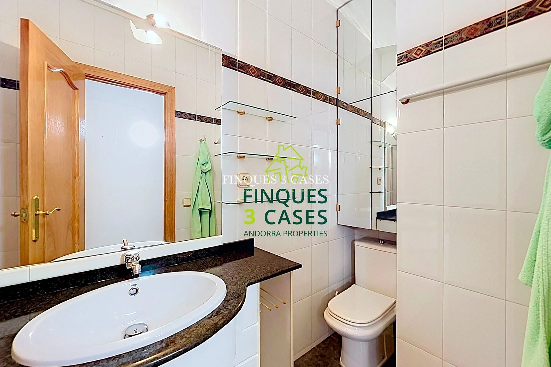 Central Apartment for Sale in Encamp 24