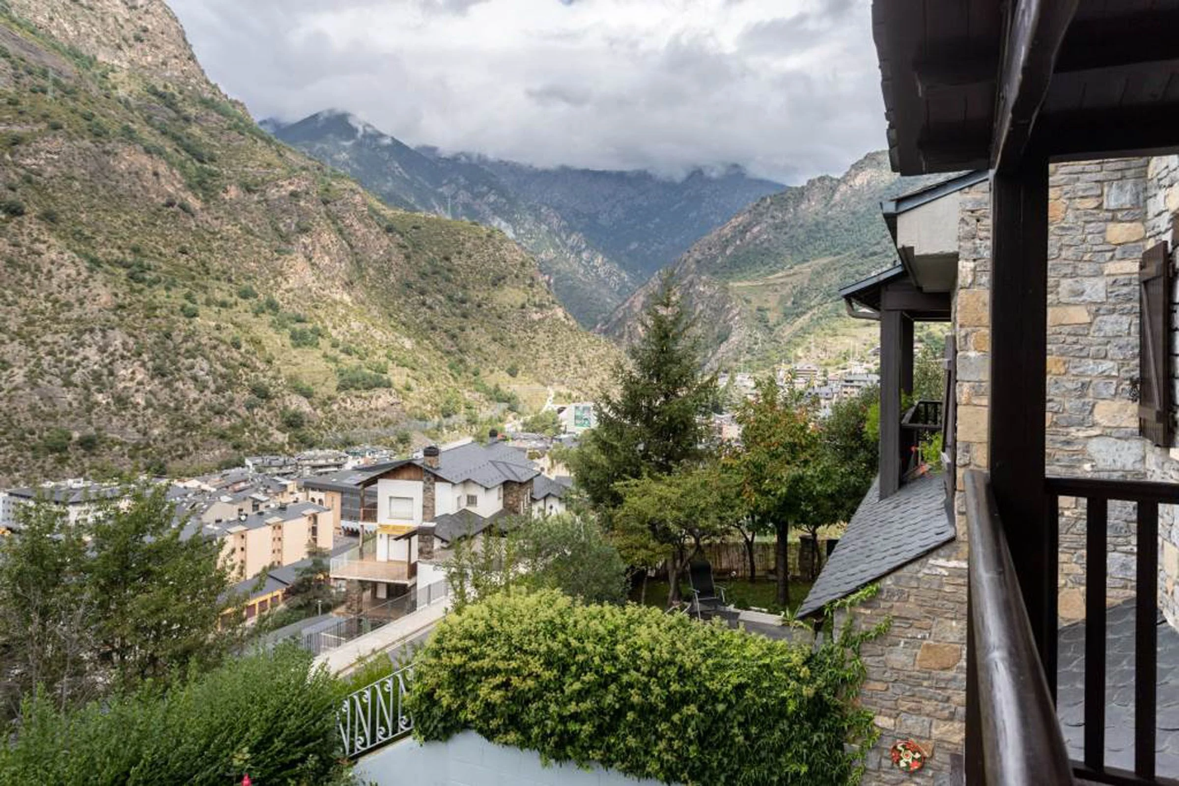 Exclusiva casa adossada per comprar a Sant Julià de Lòria