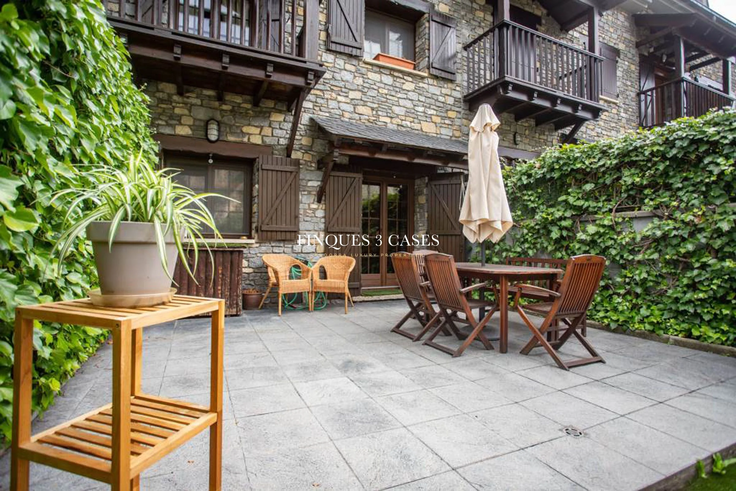 Exclusiva casa adosada para comprar en Sant Julià de Lòria 4