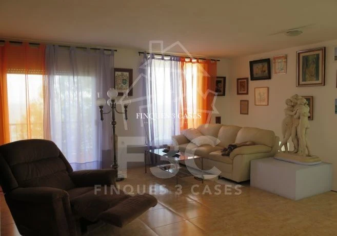 Chalet | Sale in Internacional 7