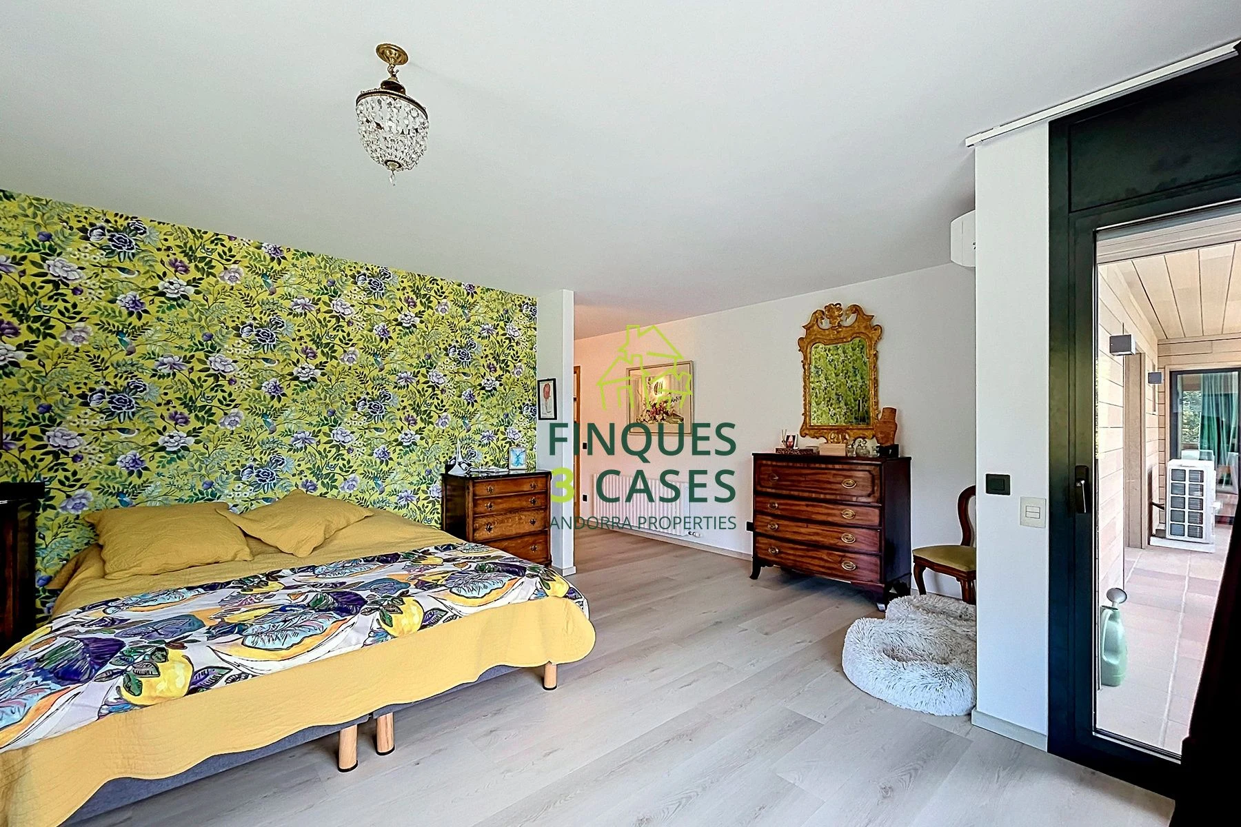 Excepcional Chalet Independiente en Venta en Escaldes