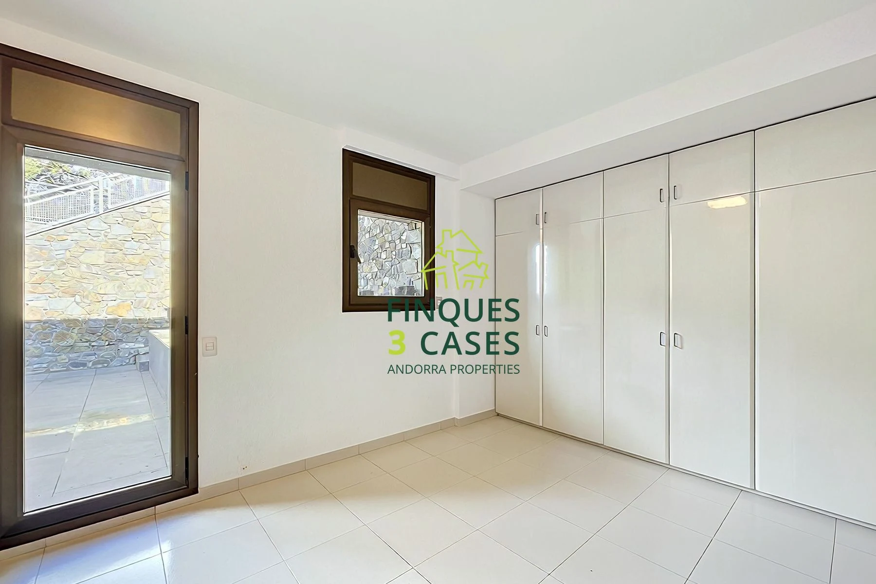 Excepcional Chalet Independiente en Venta en Escaldes